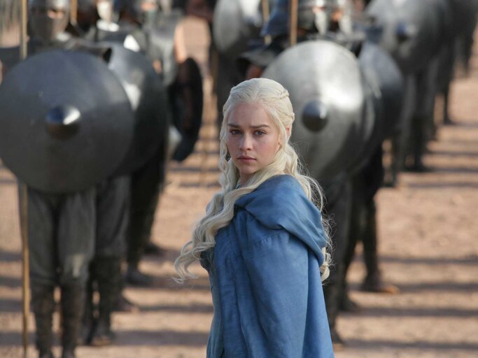 Daenerys Targaryen, dargestellt von Emilia Clarke | © IMAGO / Cinema Publishers Collection