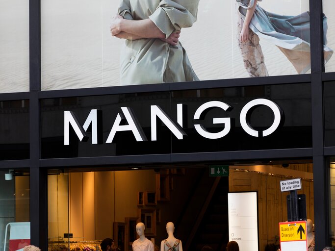 Mango Shop in London | © AdobeStock/ink drop