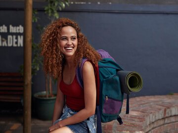 Person mit Rucksack | © Getty Images/Klaus Vedfelt