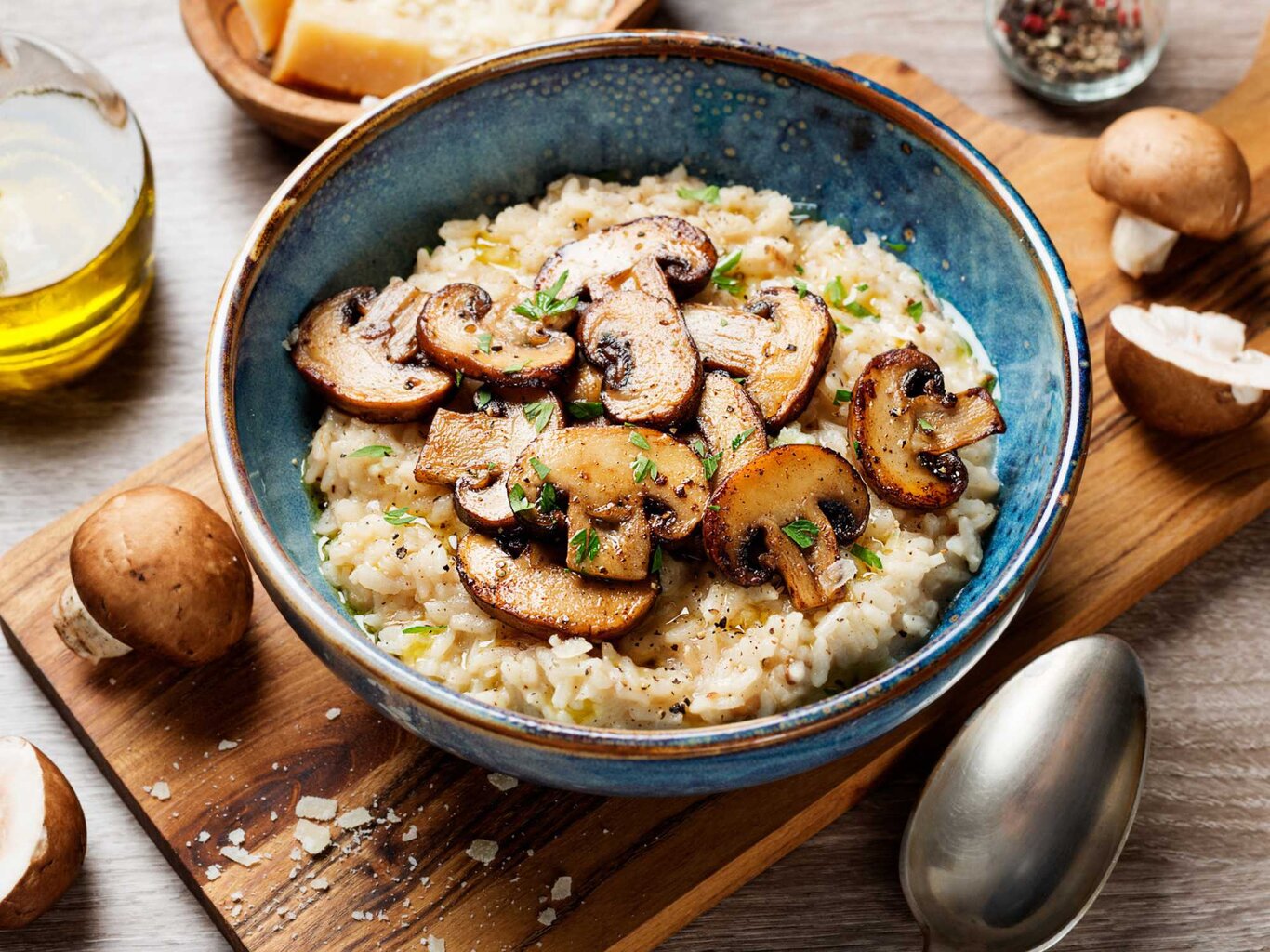 Cremig und würzig zugleich: Risotto mit Rucola und Champignons