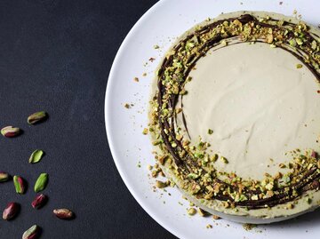 Pistazien Cheesecake ohne Backen | © Getty Images/Grazziela Bursuc