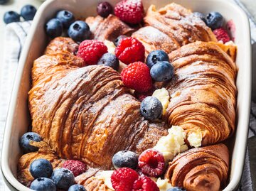 Croissant Auflauf | © Adobe Stock/vaaseenaa