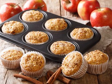 Apfel Muffins | © Adobe Stock/FomaA