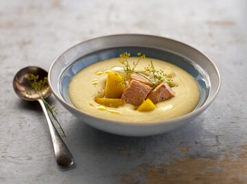 Lachssuppe | © Getty Images/Tasty food and photography