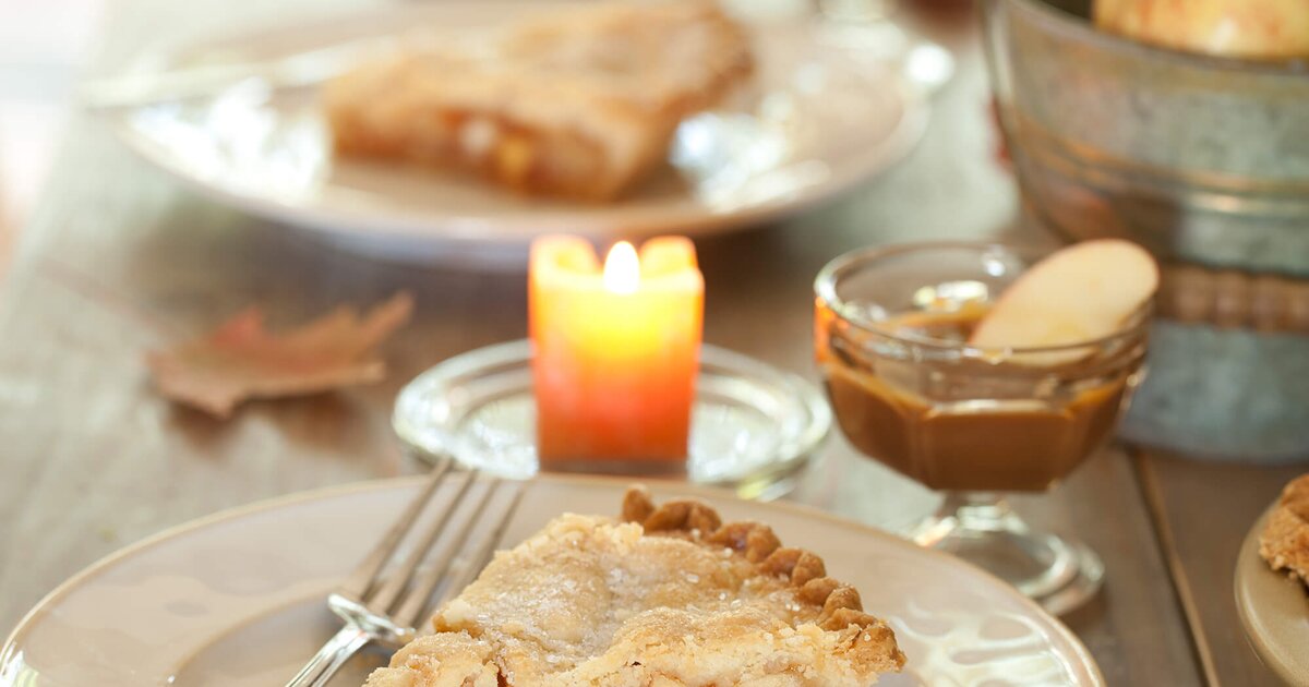 Gedeckter Apfelkuchen hast du noch nie so saftig gegessen!