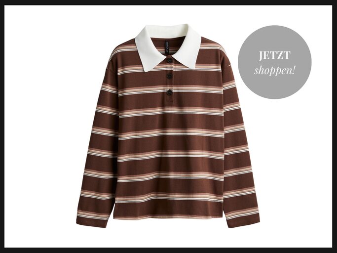 Braunes Poloshirt mit weißem Kragen und Streifen von H&M | © H&M