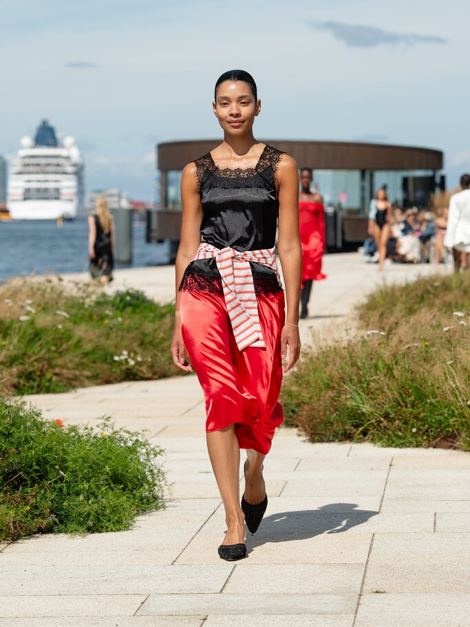 Runway-Look von OpéraSport | © Copenhagen Fashion Week/James Cochrane