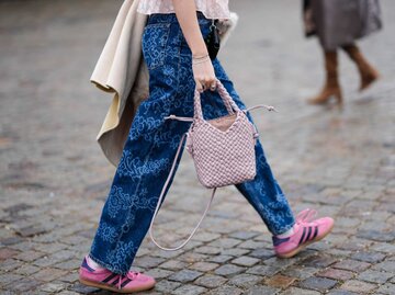 Streetstyle Bild Jeans Close up | © Getty Images/Edward Berthelot