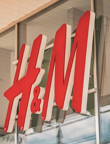 H&M Store in Polen | © Adobe Stock/MOZCO Mat Szymański