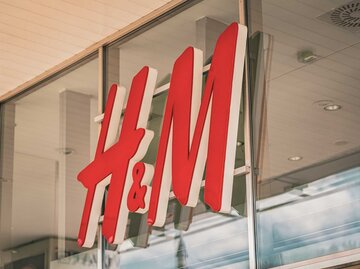 H&M Store in Polen | © Adobe Stock/MOZCO Mat Szymański