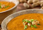 Erdnuss-Sojabohnen-Suppe | © iStock | Fudio