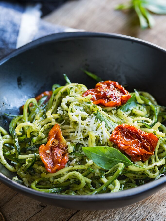 Zucchini-Spaghetti alla Carbonara | © iStock | vanillaechoes