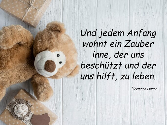 Teddybär mit Geschenken | © gettyimages.de | Sushytska Viktoriia  | Funke Digital