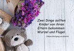 Süßer Teddybär mit Geschenken und Blumenstrauß | © gettyimages.de |  Sushytska Viktoriia | Funke Digital