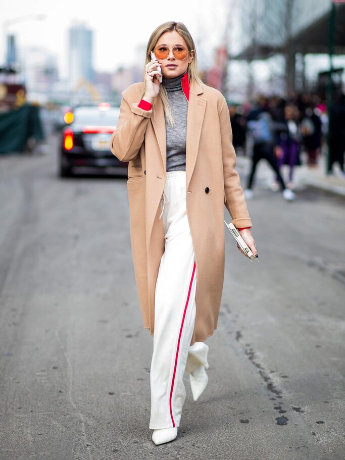 Danielle Bernstein mit Jogginghose | © Getty Images | Christian Vierig