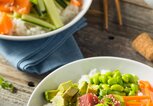 Hawaiianische Ahi Poke Bowl | © iStock | bhofack2