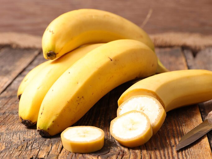 Bananen | © iStock | margouillatphotos