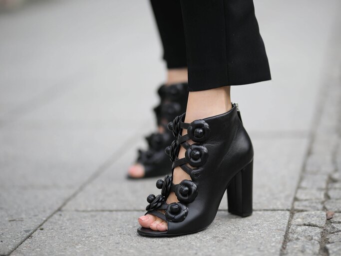 Peeptoe Boots von Chanel | © Getty Images | Jeremy Moeller