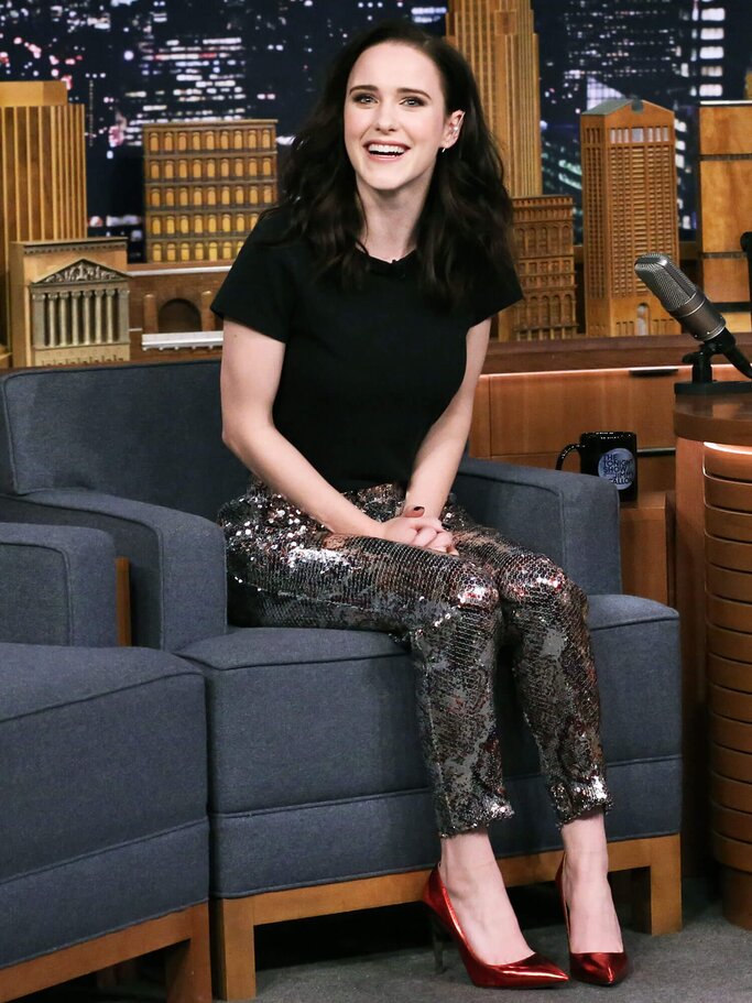 Rachel Brosnahan zu Gast bei The Tonight Show Starring Jimmy Fallon  | © Getty Images | NBC