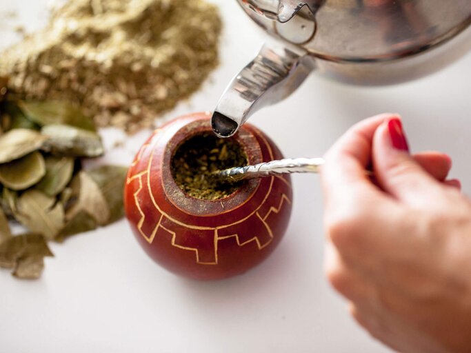 Mate Tee | © iStock | CasarsaGuru