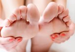 schöne, gepflegte Füße | © iStock | VikaValter