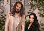 Lisa Bonet und Jason Momoa auf dem roten Teppich. | © Getty Images |  Kevin Winter