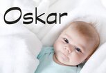 Süßes Baby mit dem Namen Oskar | © iStock | romrodinka