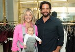 Nick Cordero mit seiner Frau Amanda Kloots und seinem Sohn Elvis | © Getty Images / Noam Galai