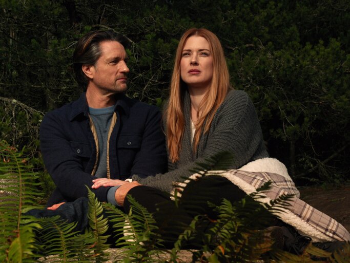 Jack (Martin Henderson) und Mel (Alexandra Breckenridge) in Virgin River | © NETFLIX