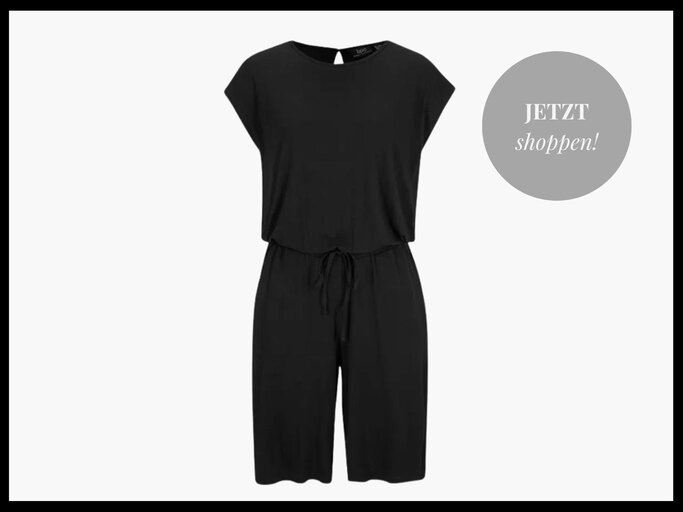 Schwarzer Jumpsuit in Bermuda-Länge | © Myself/Bonprix