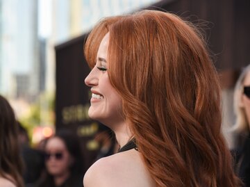 Schauspielerin Madelaine Petsch auf der Premiere ihres neuen Filmes | © GettyImages/	Olivia Wong 