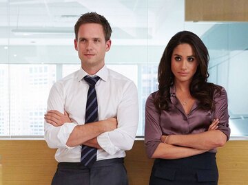 Patrick J. Adams und Herzogin Meghan, damals noch Meghan Markle, in "Suits" | © imago/Picturelux