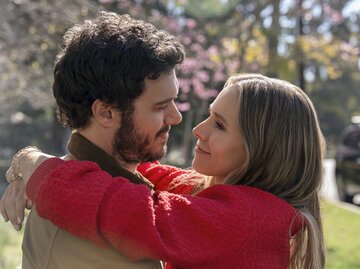 Adam Brody und Kristen Bell in Nobody Wants This auf Netflix | © SAEED ADYANI/NETFLIX