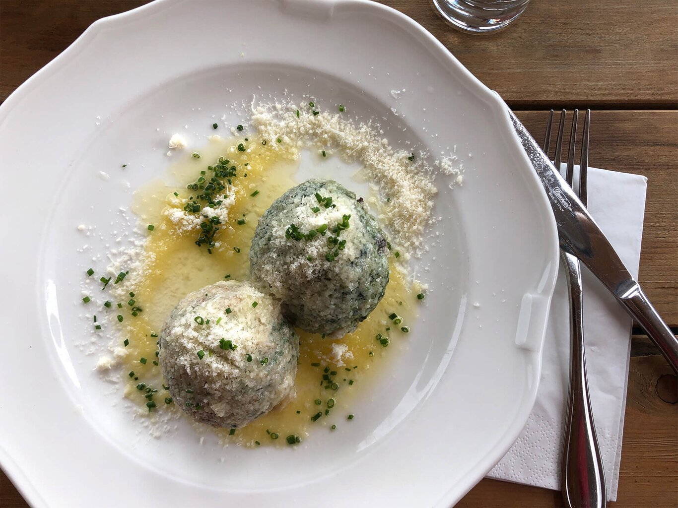 Deftiger Klassiker: Rezept für Tiroler Kasknödel